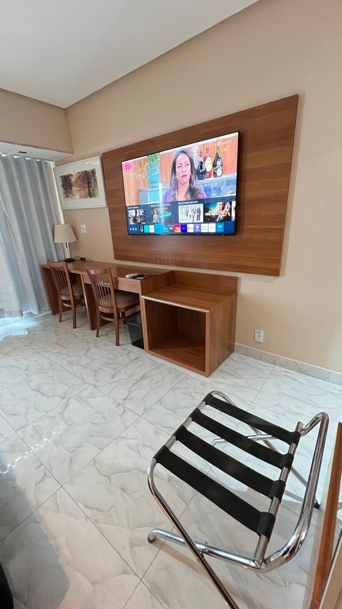 Flat No Condominio Do Edificio Tropical Executive E Residence Com Vista Para O Rio Μανάους Εξωτερικό φωτογραφία