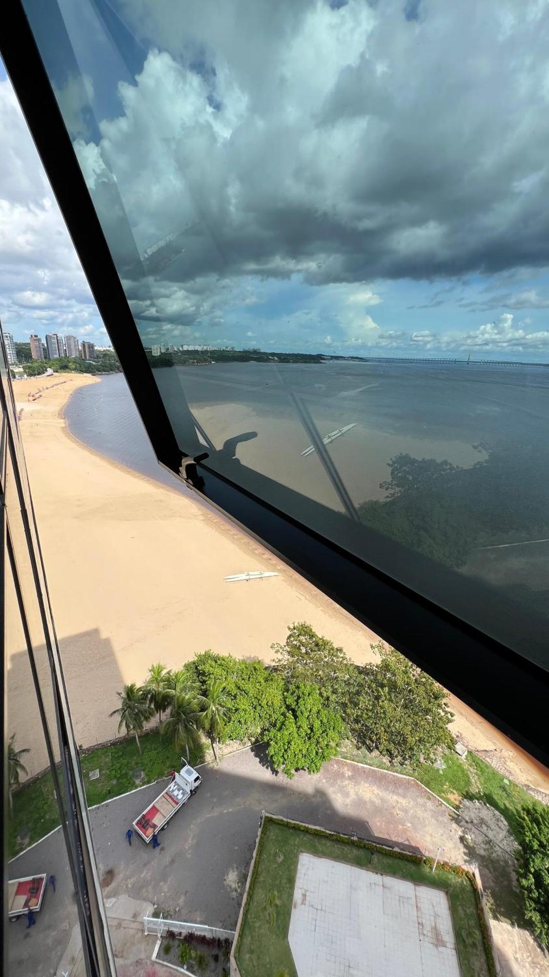 Flat No Condominio Do Edificio Tropical Executive E Residence Com Vista Para O Rio Μανάους Εξωτερικό φωτογραφία